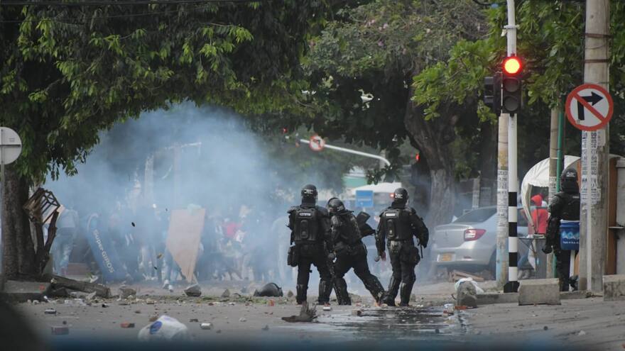 Dictan libertad de otro miembro de la primera línea para ser vocero de paz