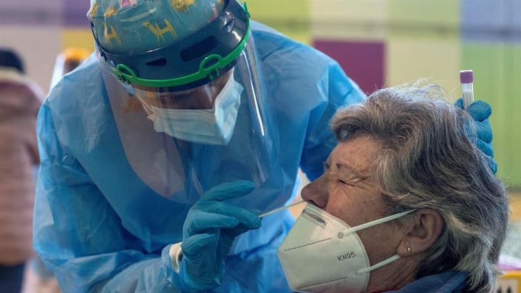 La PCR es la prueba de covid más sensible y específica, según científicos