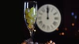 ¿Por qué se comen 12 uvas en Año Nuevo y qué significa cada una?