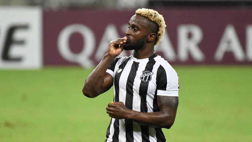 Ceará 3, Wilstermann 1: dos colombianos brillaron