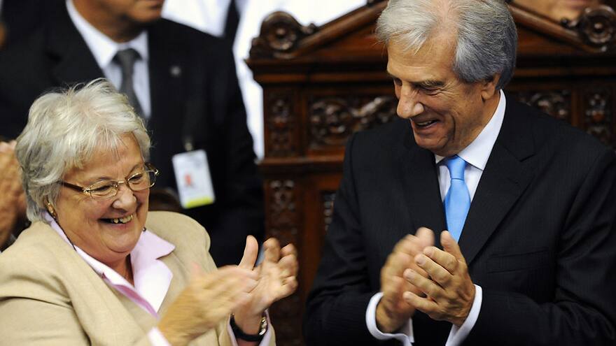 Lucía Topolansky, esposa de Mujica, asume la Vicepresidencia de Uruguay