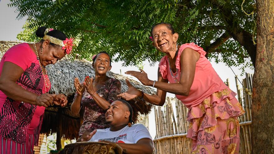 Las cantadoras ‘anónimas’ que encontraron resiliencia en el bullerengue