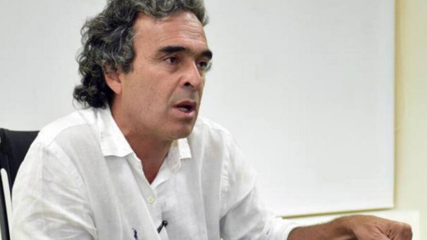 Fajardo lanza su plan para la educación