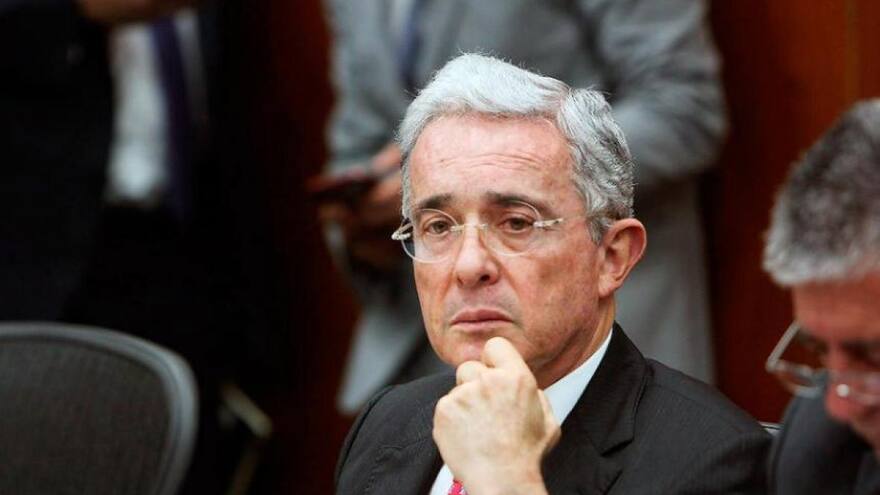 Uribe habla sobre la reforma tributaria