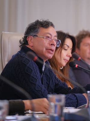 El “efecto teflón” en la campaña política actual