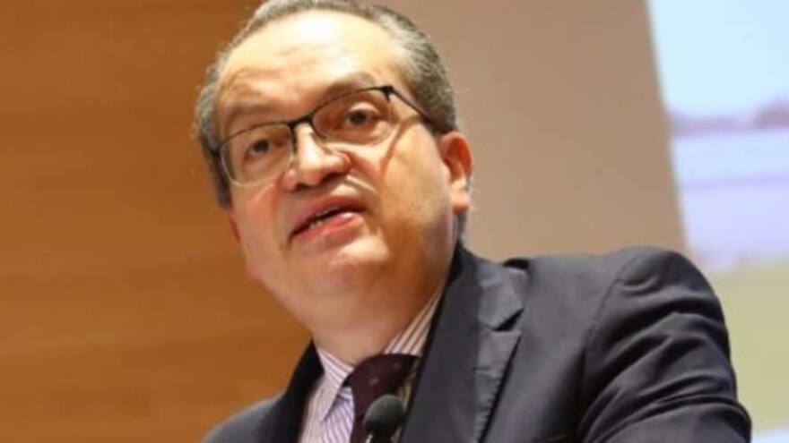 Procurador pide militarizar localidades en que no respeten cuarentena