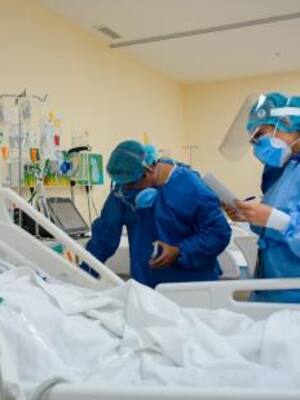 Sigue golpeando fuerte