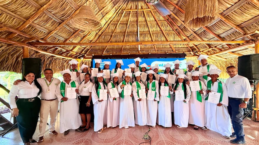 Con la formación de 24 nuevos guías le apuntan a fortalecer el turismo local en La Guajira