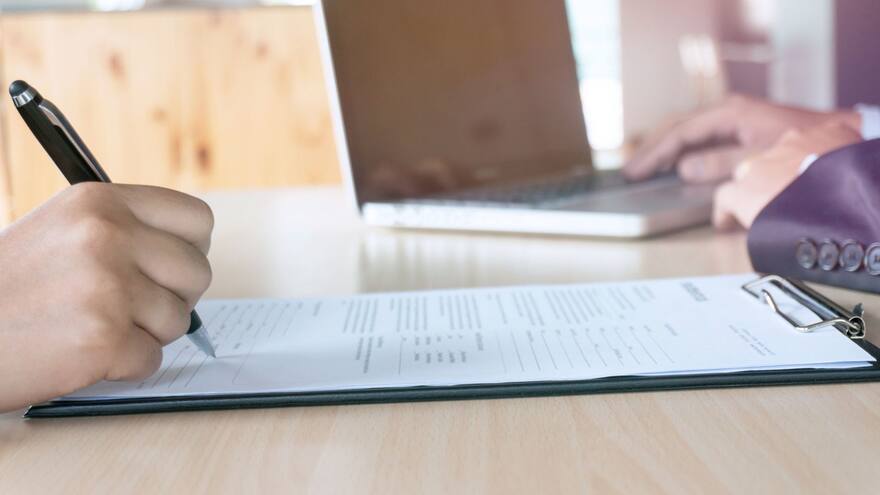 ¿Cuál es la extensión adecuada para una hoja de vida?