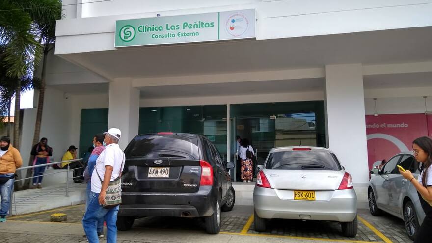 Magisterio de Sucre entra en paro en reclamo por mal servicio de salud