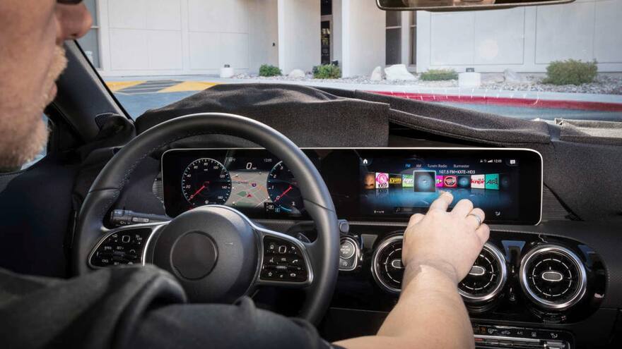 Conversar con tu carro ahora es posible gracias a un asistente de voz y la IA