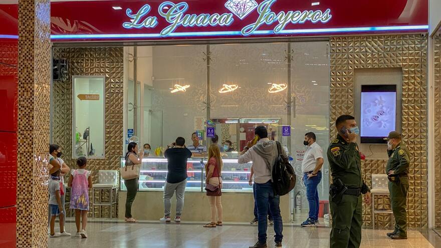 Sigue el misterio de los hombres que atracaron la joyería