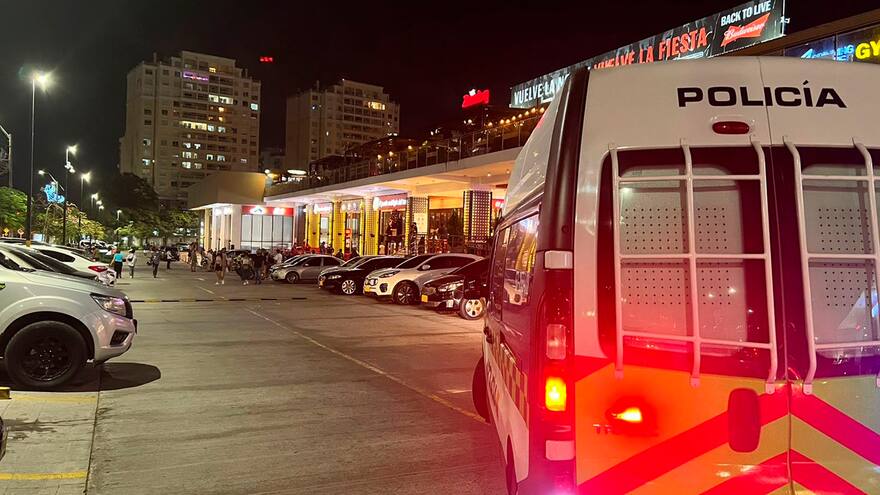 Pareja de mujeres denuncia haber sido discriminada en restaurante en Barranquilla