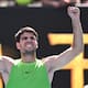 Carlos Alcaraz saca su mejor versión y clasifica a cuartos de final en Australia