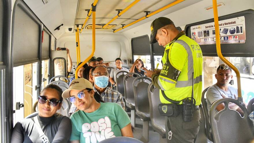Operativos de control a buses por reajuste en tarifas de pasajes