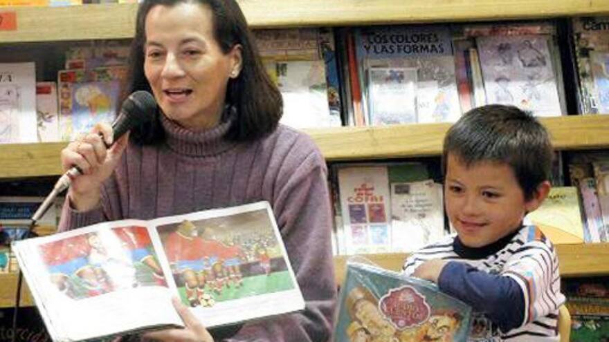 'Es una política oportunista que Clara Rojas tuviera un hijo en cautiverio'