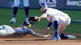 Los Dodgers, a una victoria de regresar a la Serie Mundial; Azulejos le igualan a los Marineros