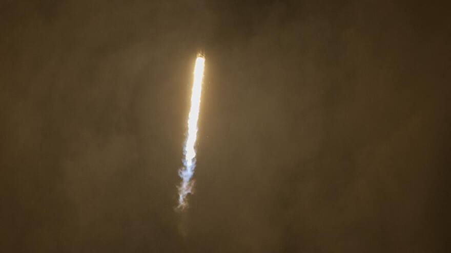 Corea del Norte lanza un misil balístico antes de la visita de Yoon a Japón