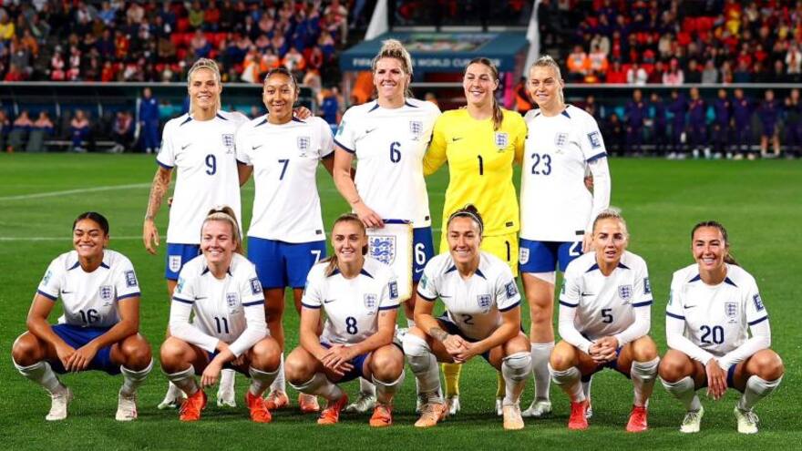 ¿Por qué Inglaterra no juega el Mundial Femenino con pantalonetas blancas?
