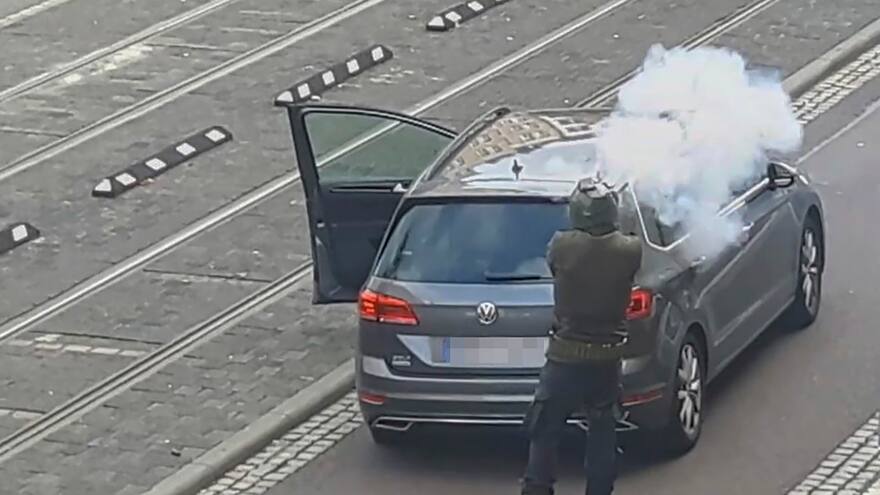 Ataque 'antisemita' deja dos muertos en Halle, Alemania