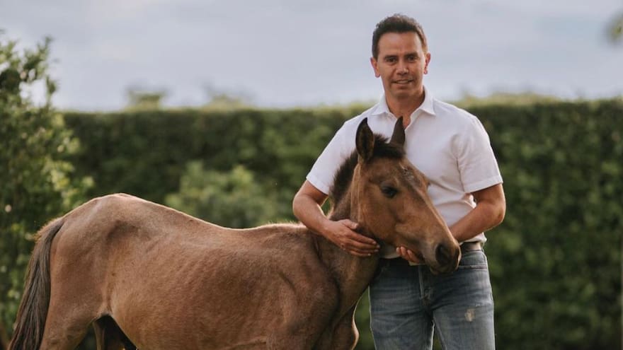 'Fue todo un éxito': Jhonny Rivera sobre cirugía del caballo Valentino