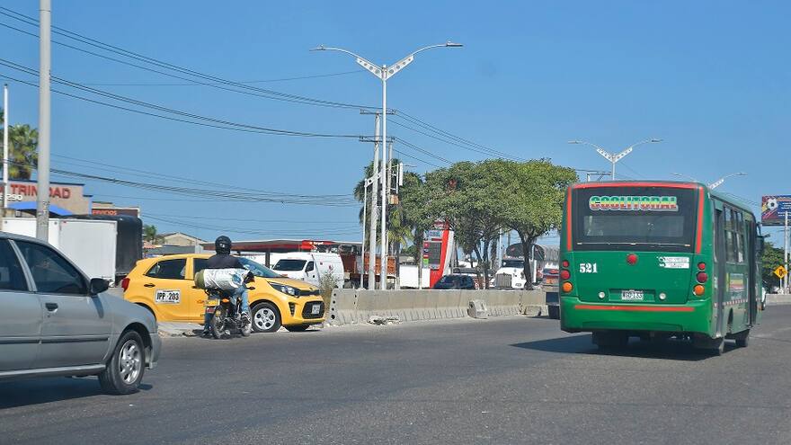 131 accidentes en la Circunvalar por los cruces ilegales