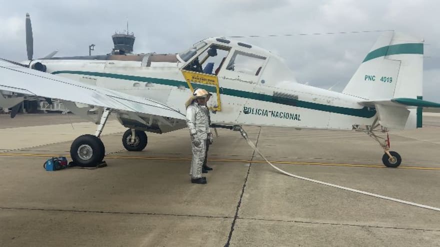Despliegan aeronave de la Policía Nacional para atender incendio en Salamanca