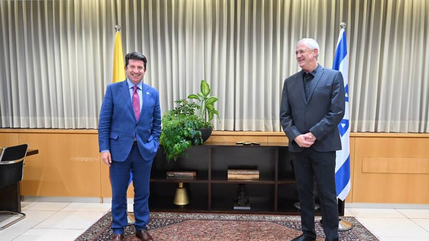 Las polémicas declaraciones del Mindefensa en Israel