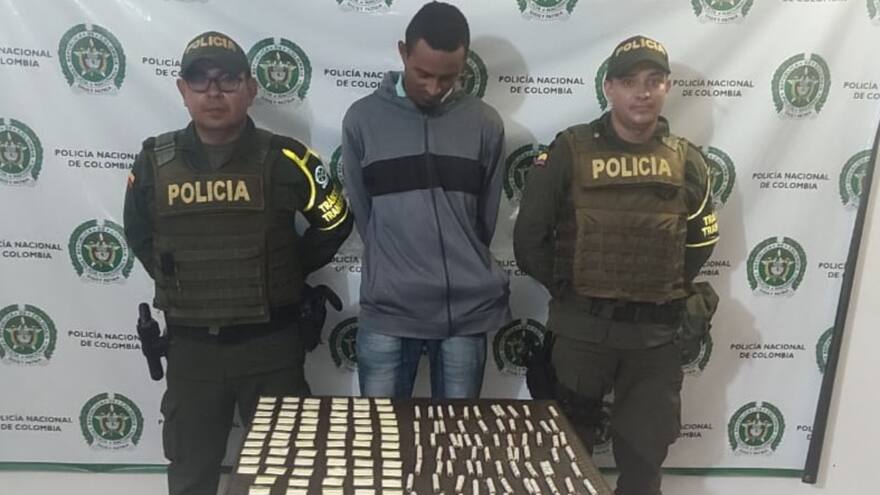 Lo sorprenden transportando drogas en las vías de Sucre