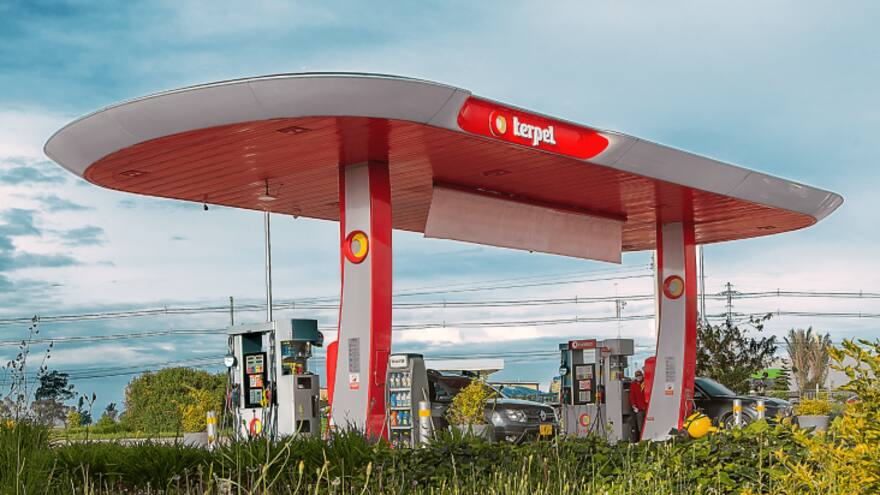 Terpel advierte posible desabastecimiento de combustible aéreo por paro camionero