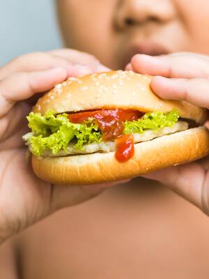 Mi niño tiene obesidad ¿Qué hago? | Columna de Johanna Zuccardi