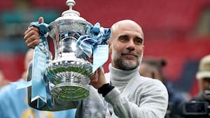 Pep Guardiola, doblete copero nacional y cerco a Alex Ferguson