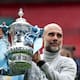 Pep Guardiola, doblete copero nacional y cerco a Alex Ferguson
