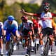 Fernando Gaviria se lleva el último esprint del Tour de Omán