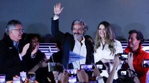 Paloma Valencia confirma a Juan Daniel Oviedo como su fórmula a la Casa de Nariño: “Bienvenido, señor vicepresidente”