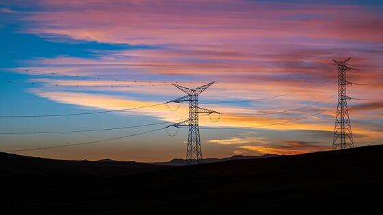 Electricidad limpia: Colombia vs las 7 magníficas