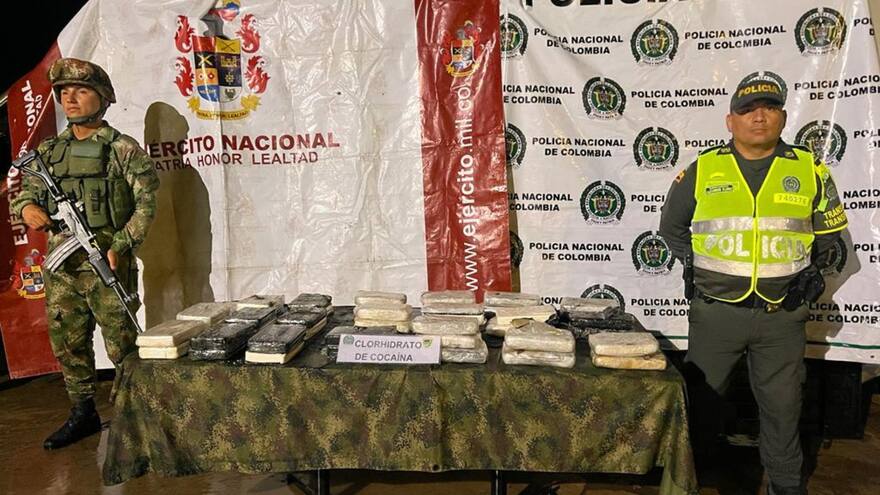 La Guajira: Policía y Ejército incautan 23 kilos de cocaína en zona rural de Maicao