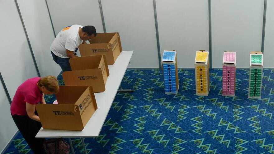 Elecciones presidenciales en Panamá: comienzan las votaciones