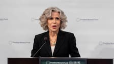 Para Jane Fonda, dos veces ganadora del Oscar, la compra de Warner por Netflix “amenaza a toda la industria del entretenimiento”