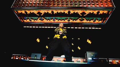 J Balvin convierte a Bogotá en una ‘Ciudad Primavera’, a la que invitó a Ed Sheeran