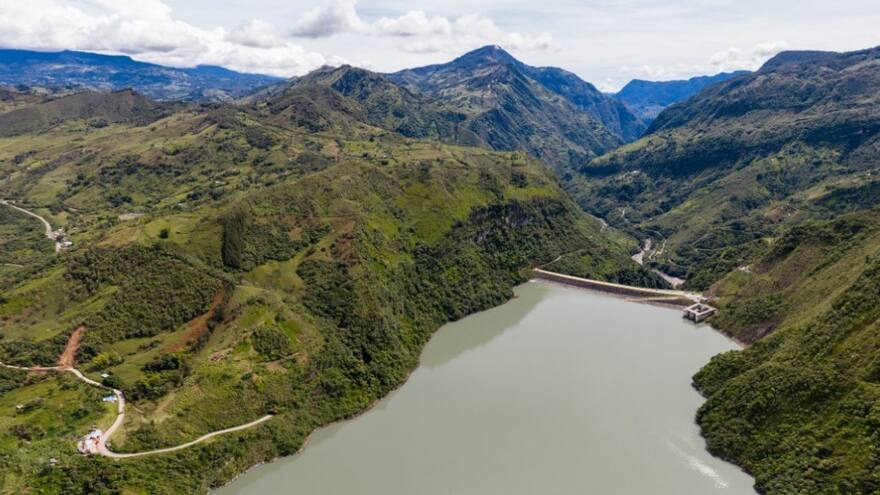 “Bloqueos en Ubalá han impedido el paso de equipos para realizar mantenimientos en El Guavio”: Enel