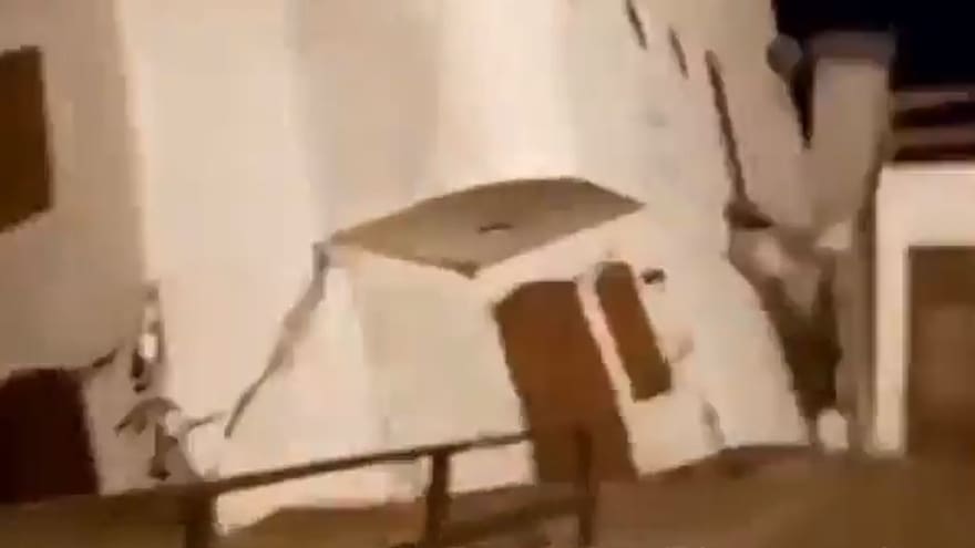 Mar se 'tragó' una casa en Argentina