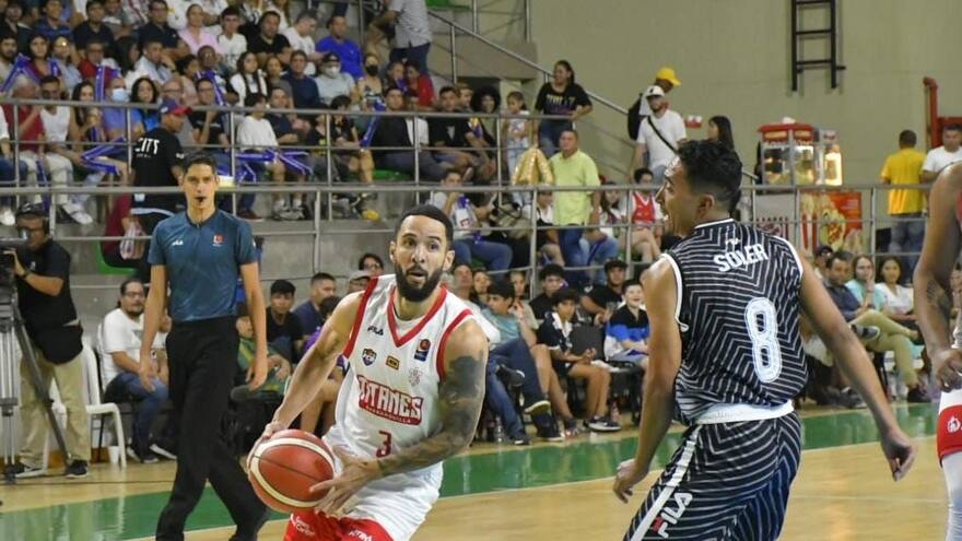 Titanes puso a naufragar a los Piratas y quedó a un paso de la final