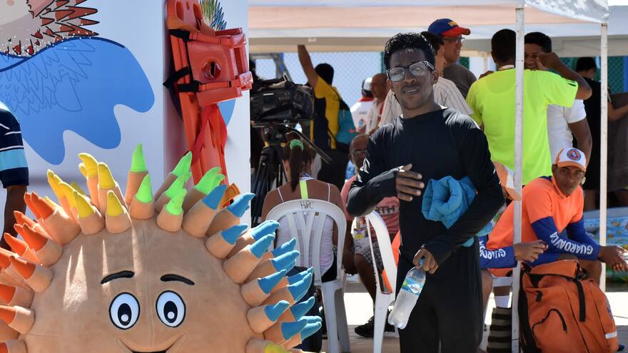 Bailador de hip hop y zapatero es quien le da vida a ‘Ajaytuké’