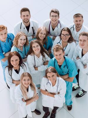 Salud universal | Columna de Emilio Sardi