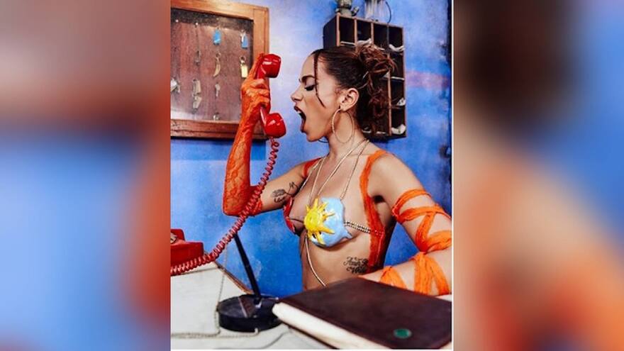 Anitta lanza dos nuevas canciones trilingües sobre amor y sexo en las favelas
