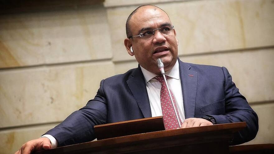 Corte acusó al exsenador Antonio Correa por corrupción