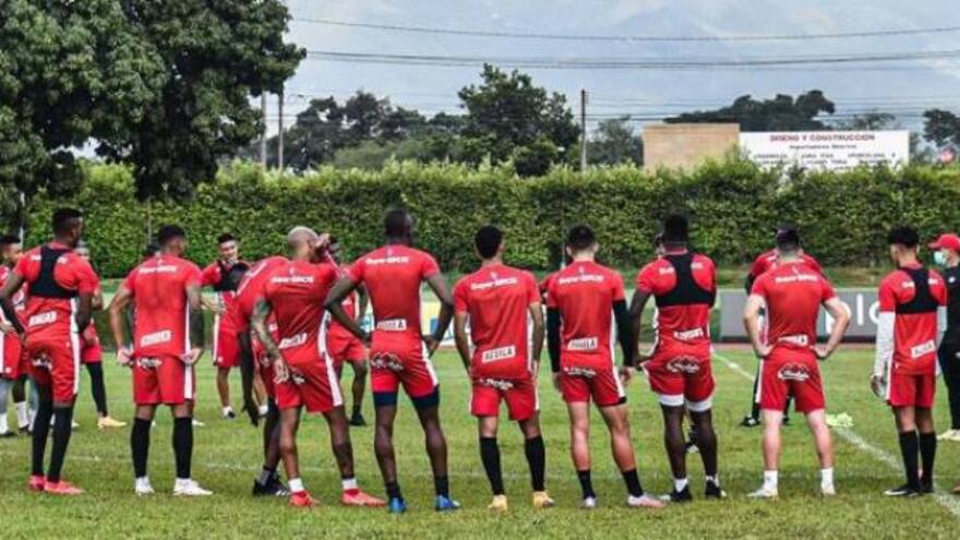 Por demanda de Matías Pisano, América no podrá usar refuerzos ante Paranaense