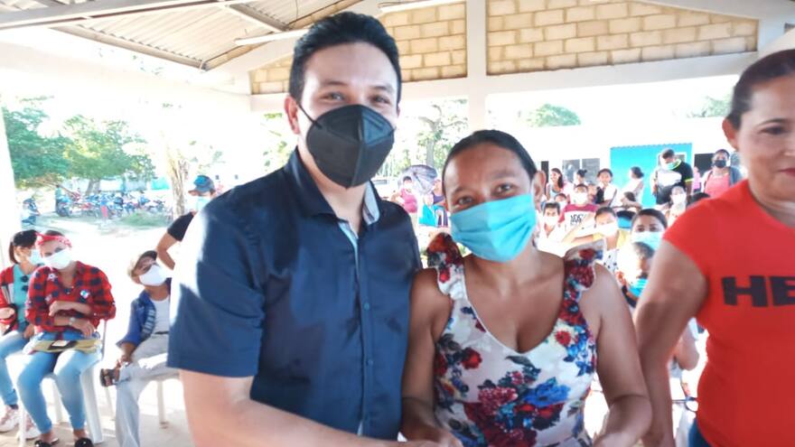 Cien familias de Galeras, Sucre, estrenan viviendas