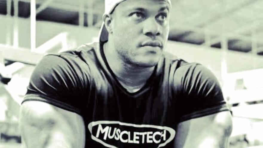 En video | Fisicoculturista campeón fallece al intentar un salto